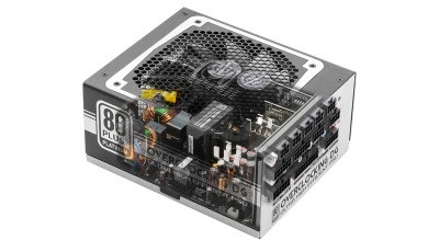 منبع تغذیه کامپیوتر گرین مدل GP1200B-OCDG - کارکرده